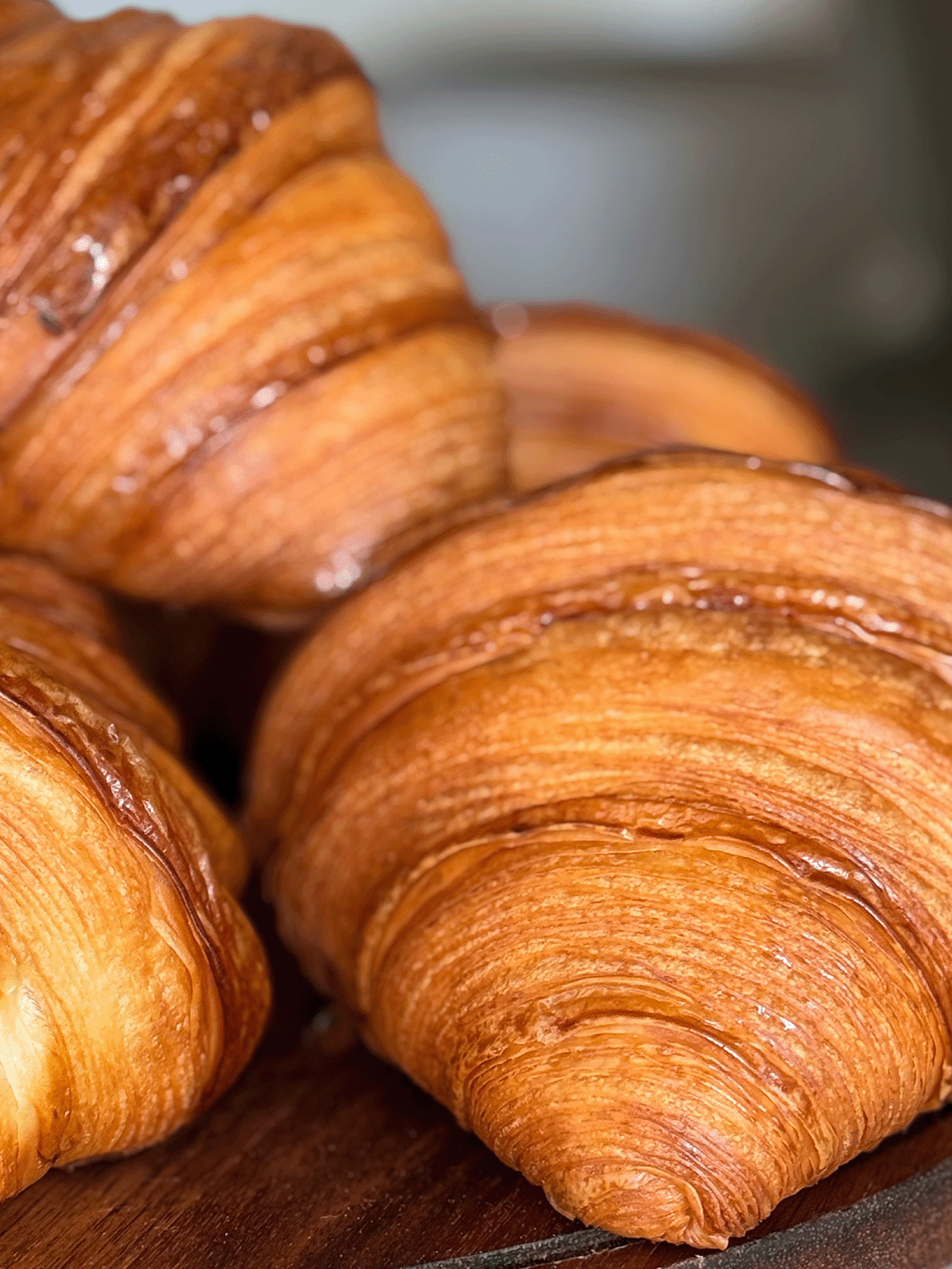 Croissants recién horneados